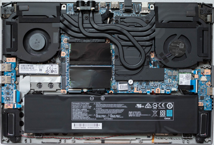 Представлен игровой ноутбук XMG Neo 15 с внешней системой жидкостного охлаждения XMG Oasis