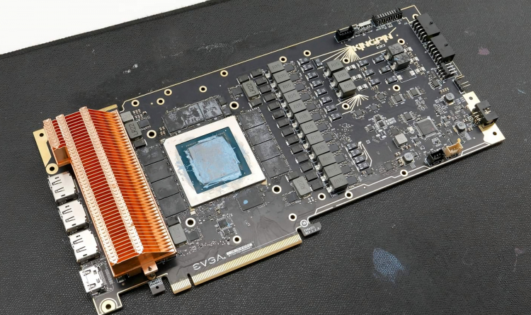 EVGA GeForce RTX 3090 Ti Kingpin получила 28-фазную подсистему VRM и два 12+4-контактных разъёма питания