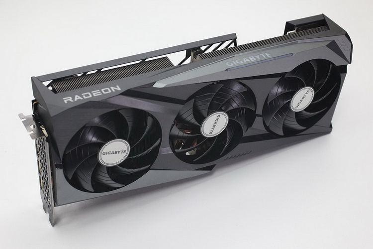 Обзоры Radeon RX 6950 XT: быстрее обычной RX 6900 XT на 10 %, но всё ещё медленнее GeForce RTX 3090 Ti в 4K