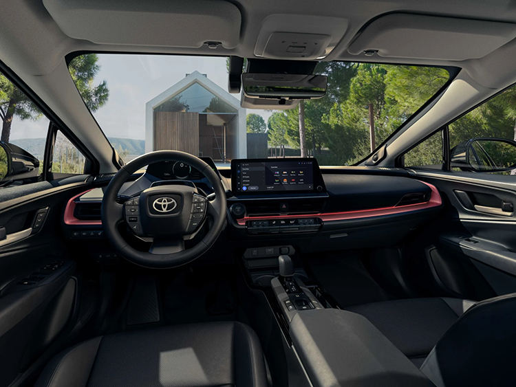 Новая Toyota Prius Prime получила крышу с солнечными панелями для питания кондиционера