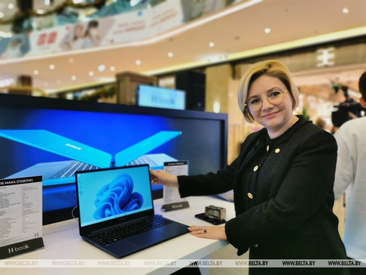 В Беларуси запустили массовое производство ноутбуков — продажи уже стартовали в Минске