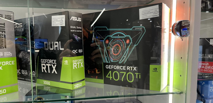Некоторые ретейлеры начали продажи GeForce RTX 4070 Ti более чем за неделю до её официального анонса