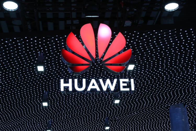 Huawei подала патентную заявку на EUV-сканер — он может открыть Китаю технологии менее 7 нм