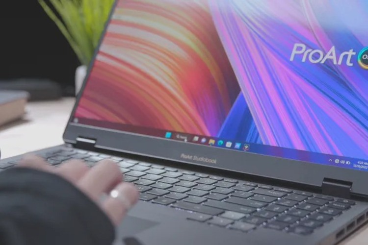 ASUS дебютировала с ноутбуком Vivobook Pro, оснащённым 3D-дисплеем, не требующим специальных очков