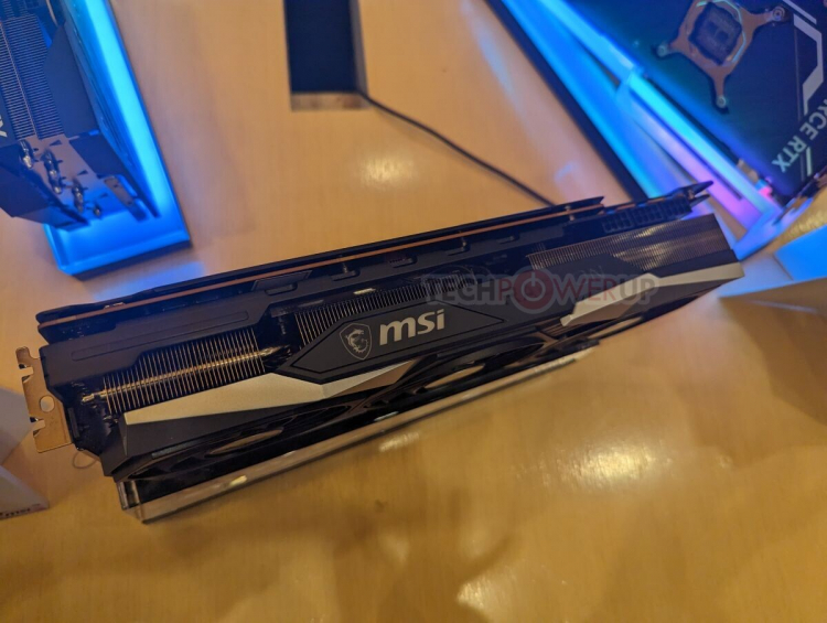 MSI показала Radeon RX 7900 XTX в исполнении Gaming Trio Classic, но выпускать её пока не будет