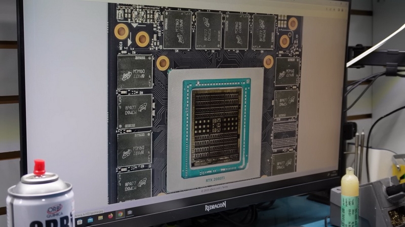 На Aliexpress появились GeForce RTX 2080 Ti с перекрашенными чипами памяти, но на этот раз майнеры ни при чём