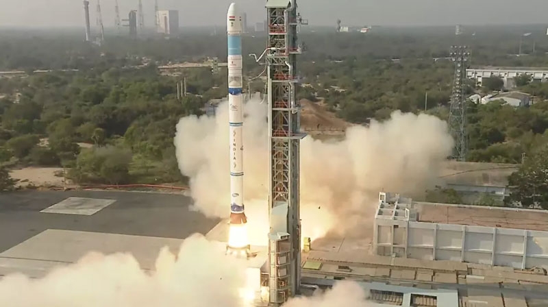 Индия впервые успешно запустила малогабаритную ракету-носитель SSLV