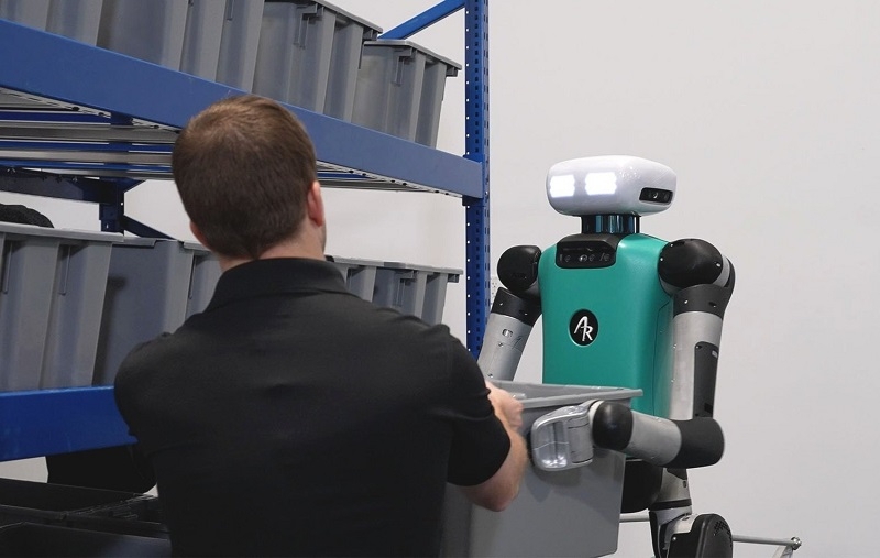 Обновлённый Agility Digit стал первым в мире двуногим роботом, которого можно нанять для работы на складе