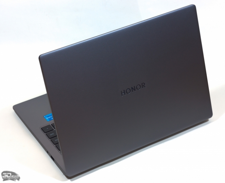 Обзор ноутбука HONOR MagicBook X 14 2023 (FRI-F56): разумная экономия