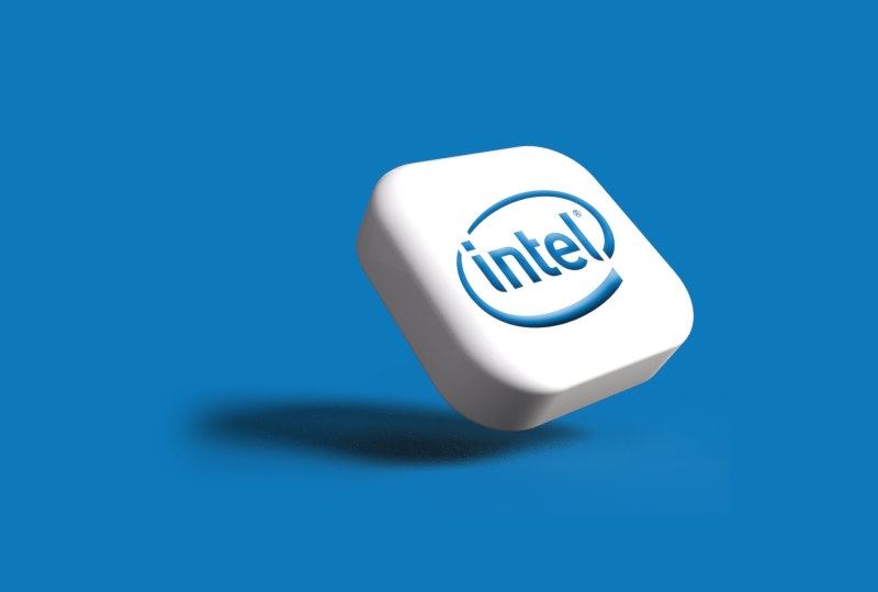 Процессор Intel N100 на малых E-ядрах испытали в играх — в некоторых он смог выдать 60 FPS