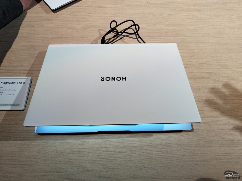 Представлен белый и лёгкий ноутбук Honor MagicBook Pro 16 на базе Core Ultra 7 155H и GeForce RTX 4060 