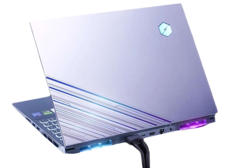 Китайская Mechrevo выпустила ноутбуки с внешней СЖО — они основаны на Core i9 и RTX 4080/4090 